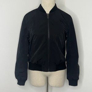 🔹 Madewell Bomber Jacket